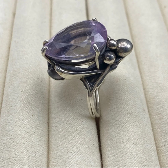 Sterling Silver Large Purple Sapphire Stone Statement Ring - Picture 5 of 17